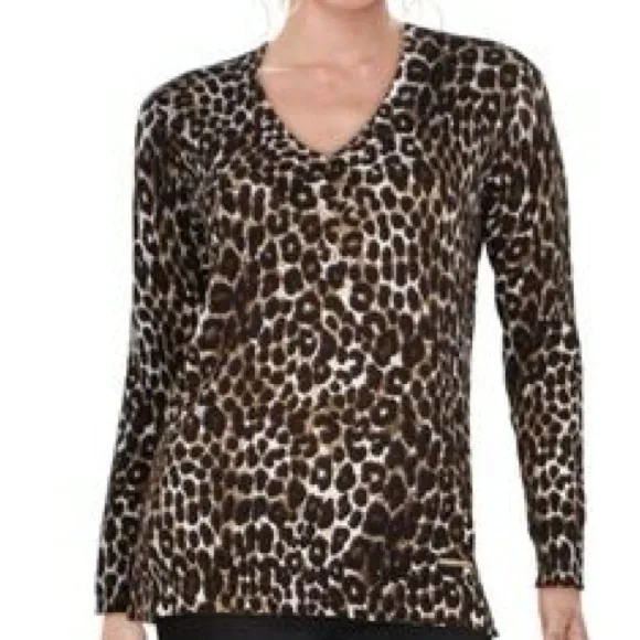 Michael Kors Women’s V-Neck Leopard Print Lightweight Sweater Size Small - Picture 1 of 14